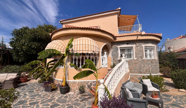 Wiederverkauf - Villa - Urbanización Ciudad Quesada
