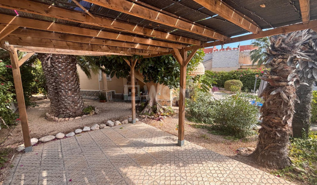 Wiederverkauf - Villa - Urbanización Ciudad Quesada