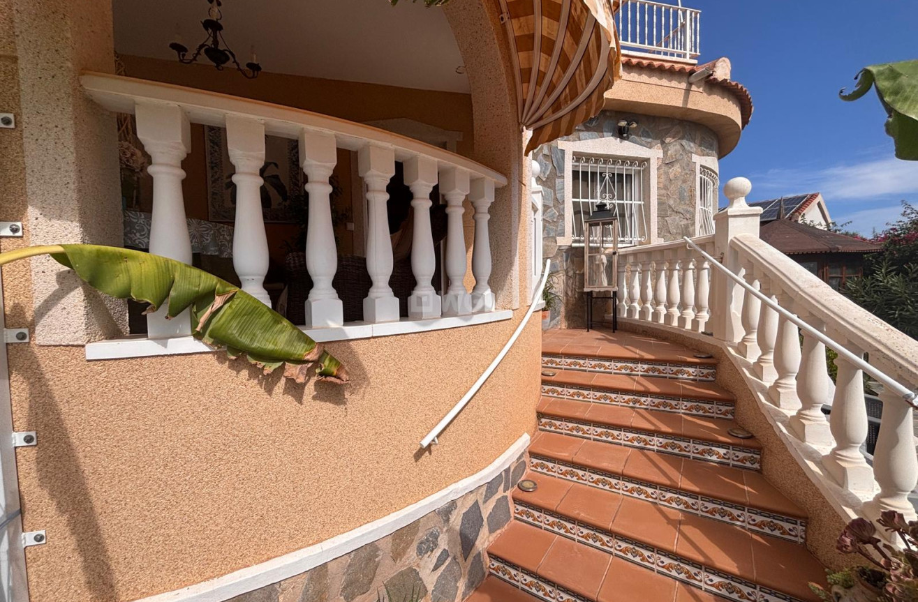Wiederverkauf - Villa - Urbanización Ciudad Quesada
