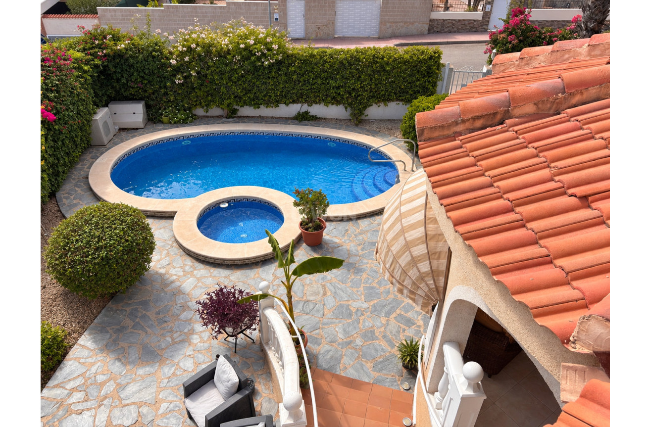 Wiederverkauf - Villa - Urbanización Ciudad Quesada