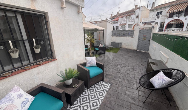 Reventa - Apartamento / piso - Urbanización El Chaparral