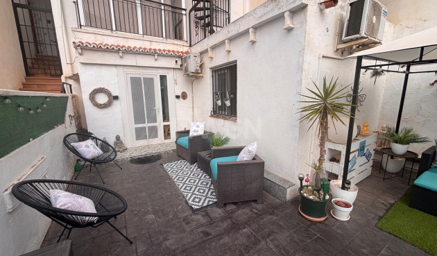 Reventa - Apartamento / piso - Urbanización El Chaparral
