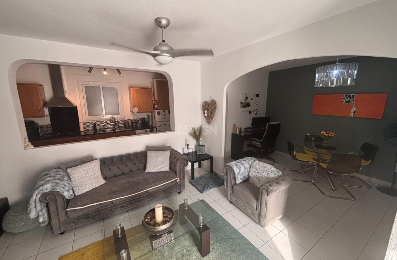 Reventa - Apartamento / piso - Urbanización El Chaparral