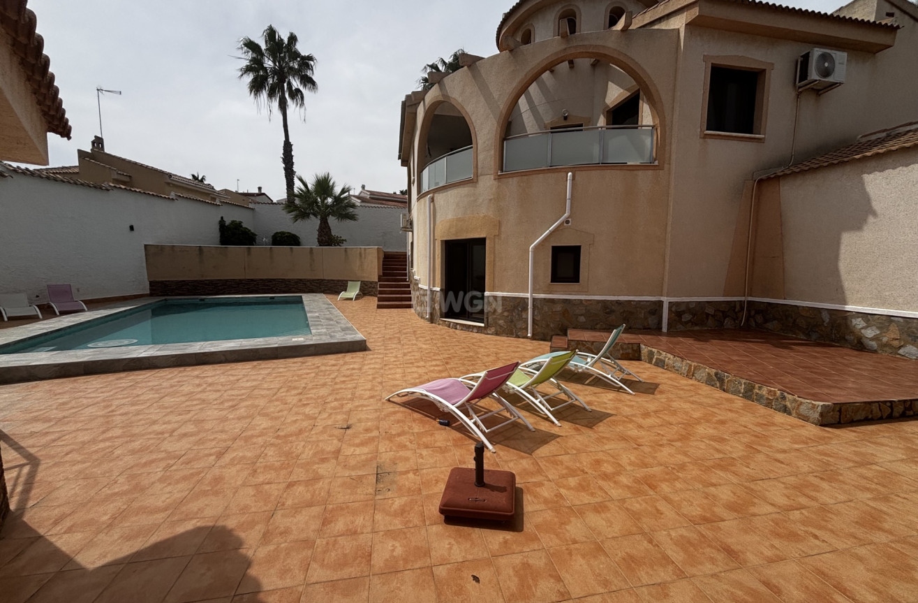Odsprzedaż - Villa - Ciudad Quesada - Costa Blanca
