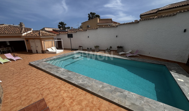 Odsprzedaż - Villa - Ciudad Quesada - Costa Blanca