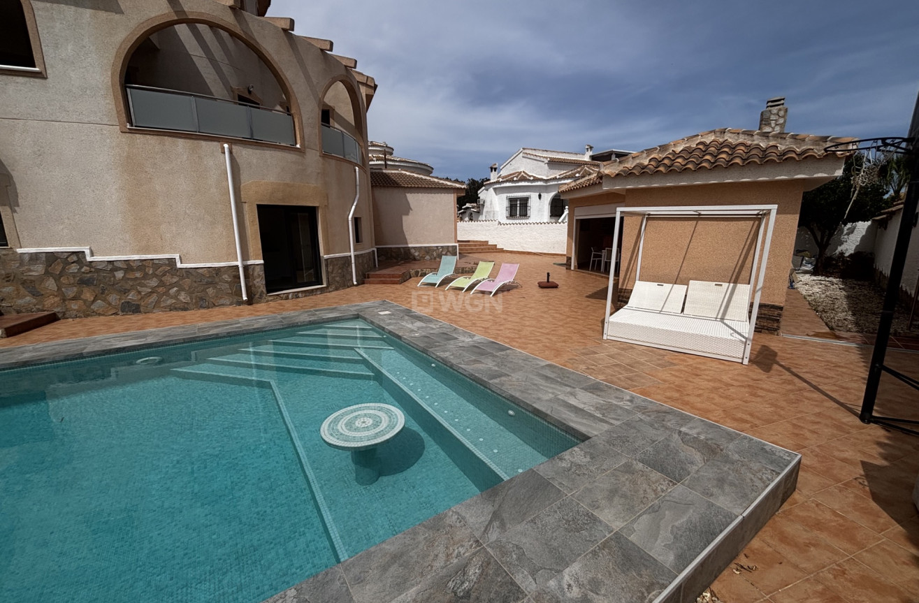Odsprzedaż - Villa - Ciudad Quesada - Costa Blanca