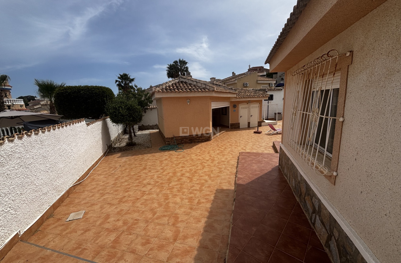 Odsprzedaż - Villa - Ciudad Quesada - Costa Blanca