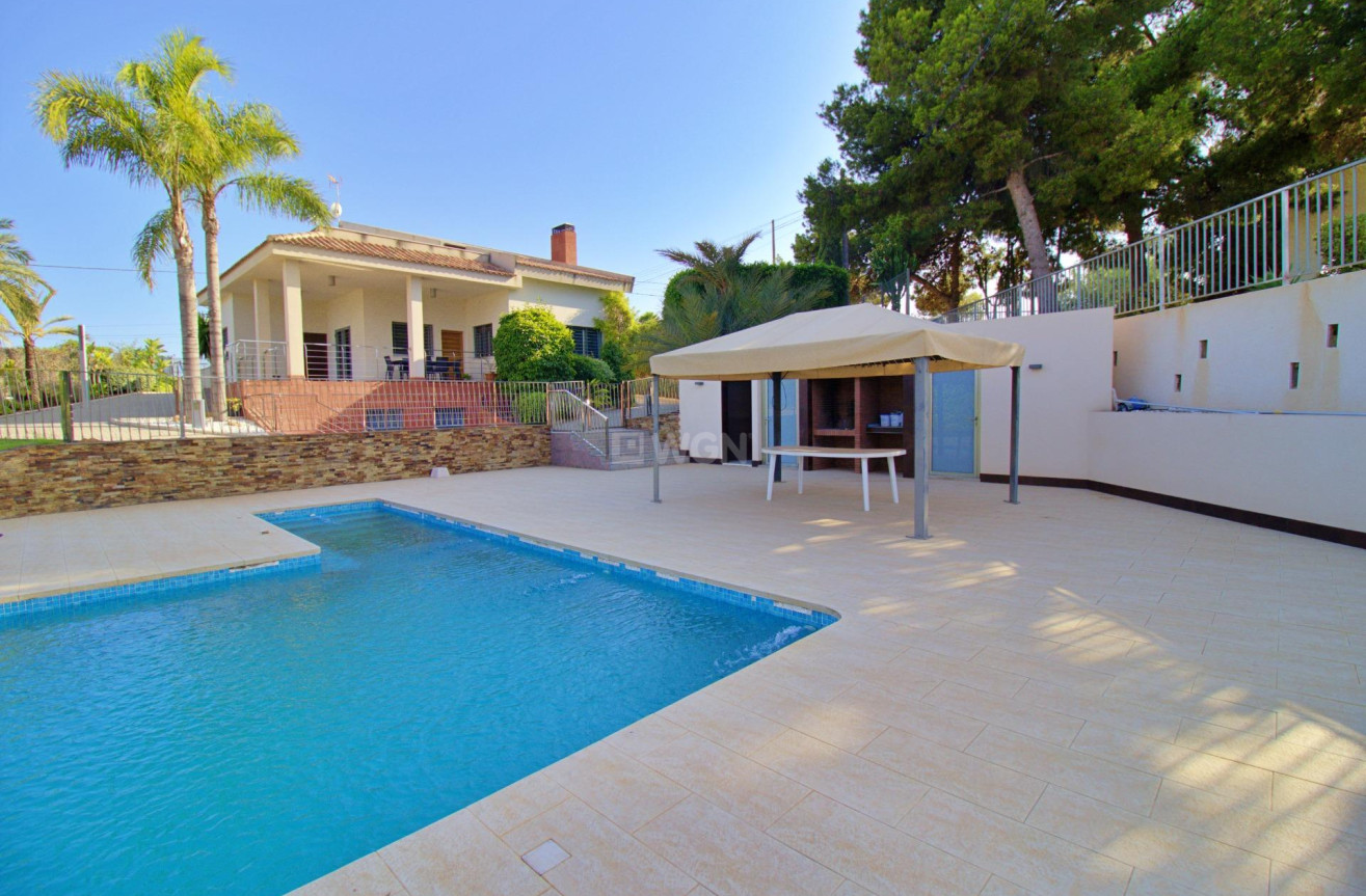 Odsprzedaż - Villa - Elche Pedanías - Peña las Águilas