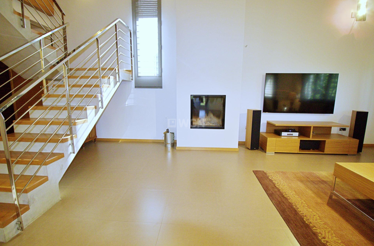 Odsprzedaż - Villa - Elche Pedanías - Peña las Águilas