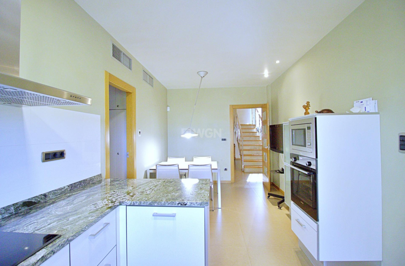 Odsprzedaż - Villa - Elche Pedanías - Peña las Águilas