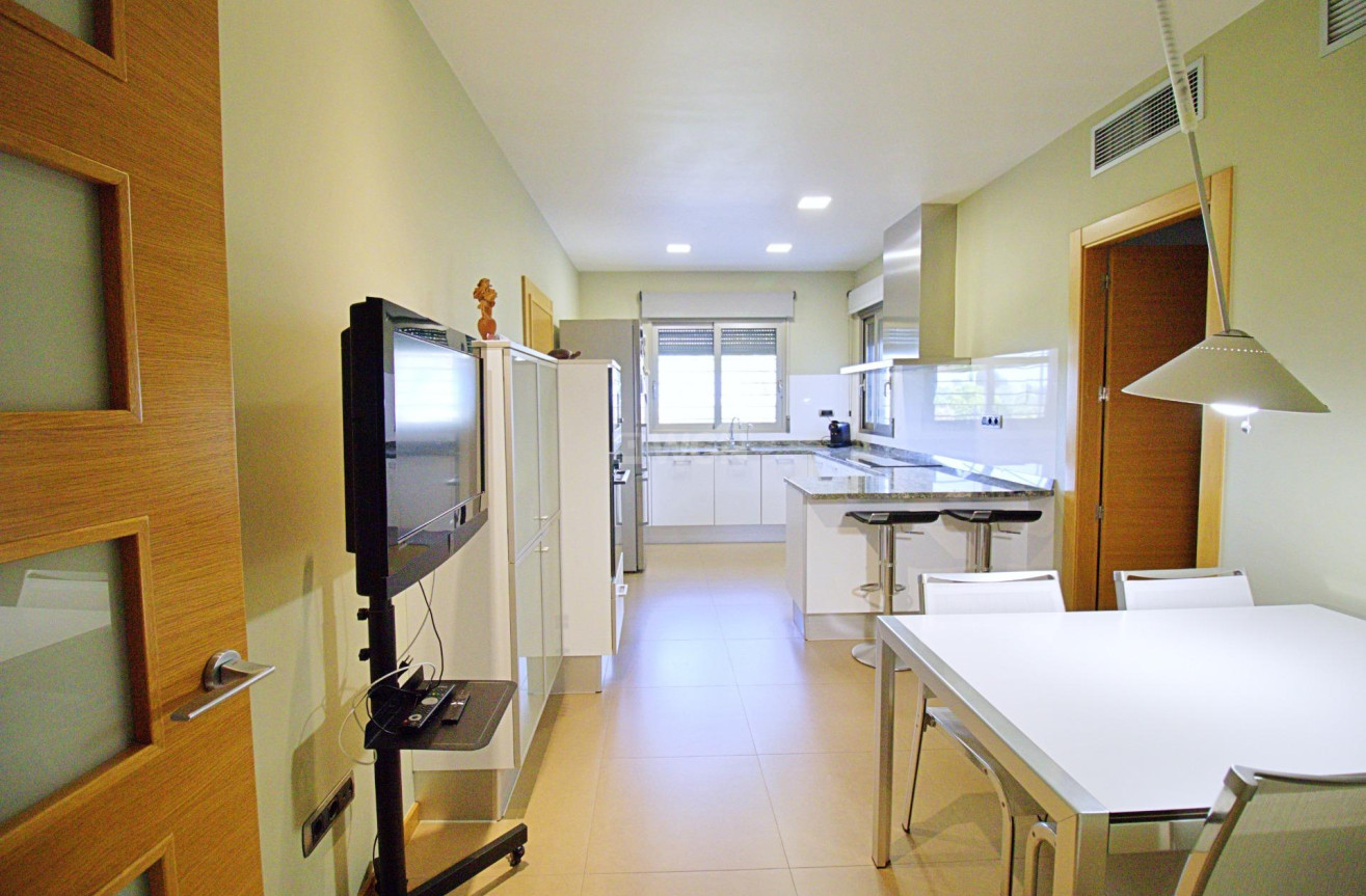 Odsprzedaż - Villa - Elche Pedanías - Peña las Águilas