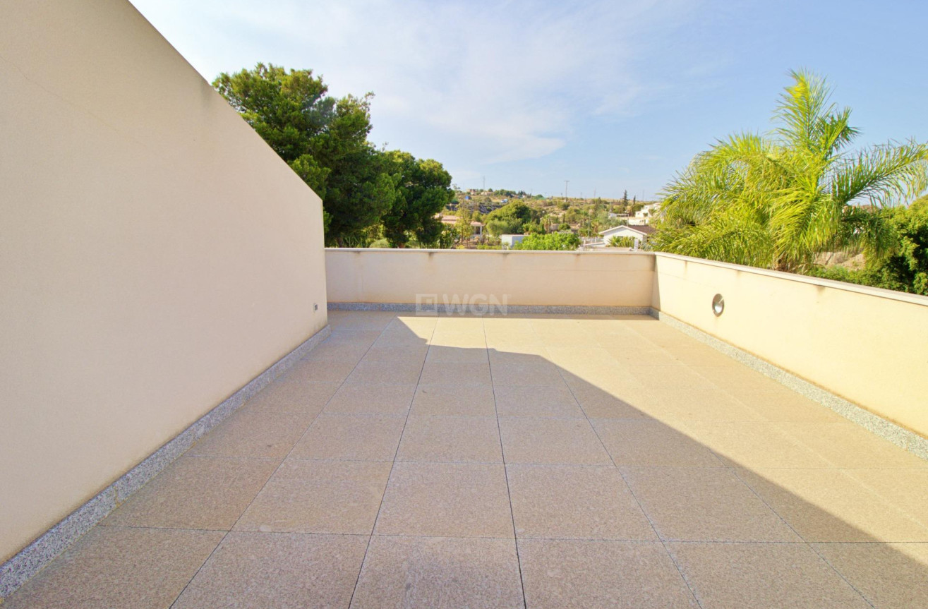 Odsprzedaż - Villa - Elche Pedanías - Peña las Águilas