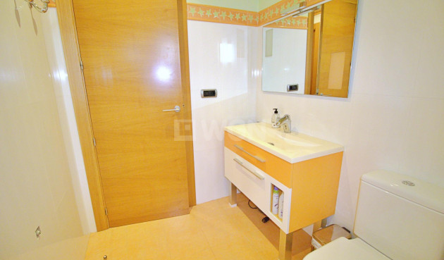 Odsprzedaż - Villa - Elche Pedanías - Peña las Águilas