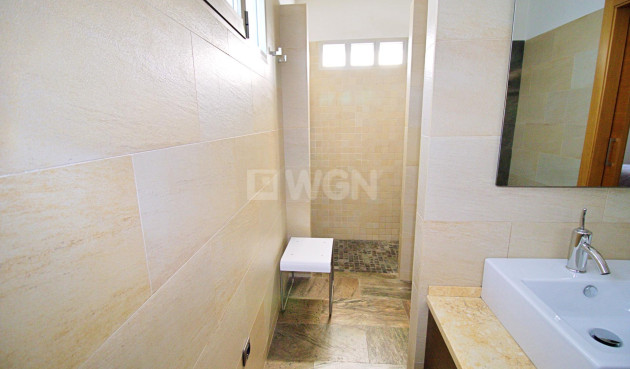 Odsprzedaż - Villa - Elche Pedanías - Peña las Águilas