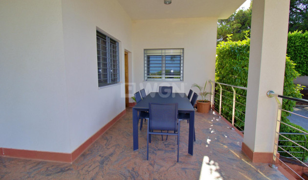 Odsprzedaż - Villa - Elche Pedanías - Peña las Águilas