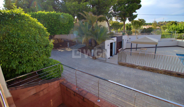Odsprzedaż - Villa - Elche Pedanías - Peña las Águilas