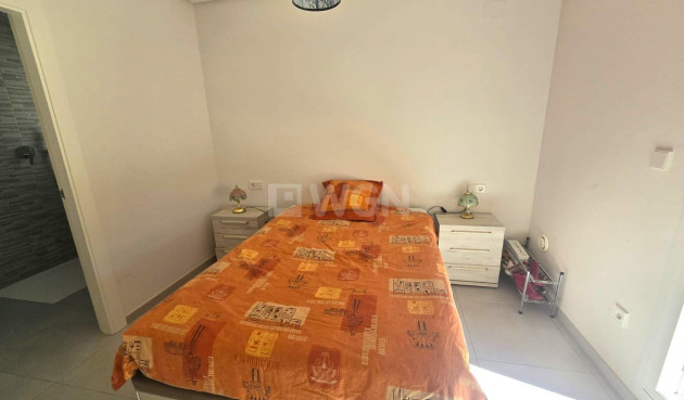 Odsprzedaż - Dupleks - Torrevieja - Sector 25