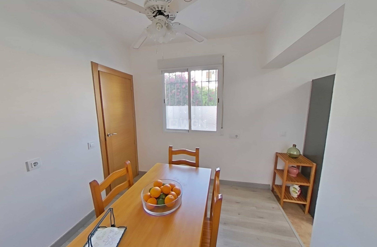 Odsprzedaż - Bungalow - San Pedro del Pinatar - El Mojón-las Salinas