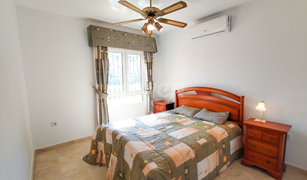 Resale - Villa - Villamartin - Costa Blanca