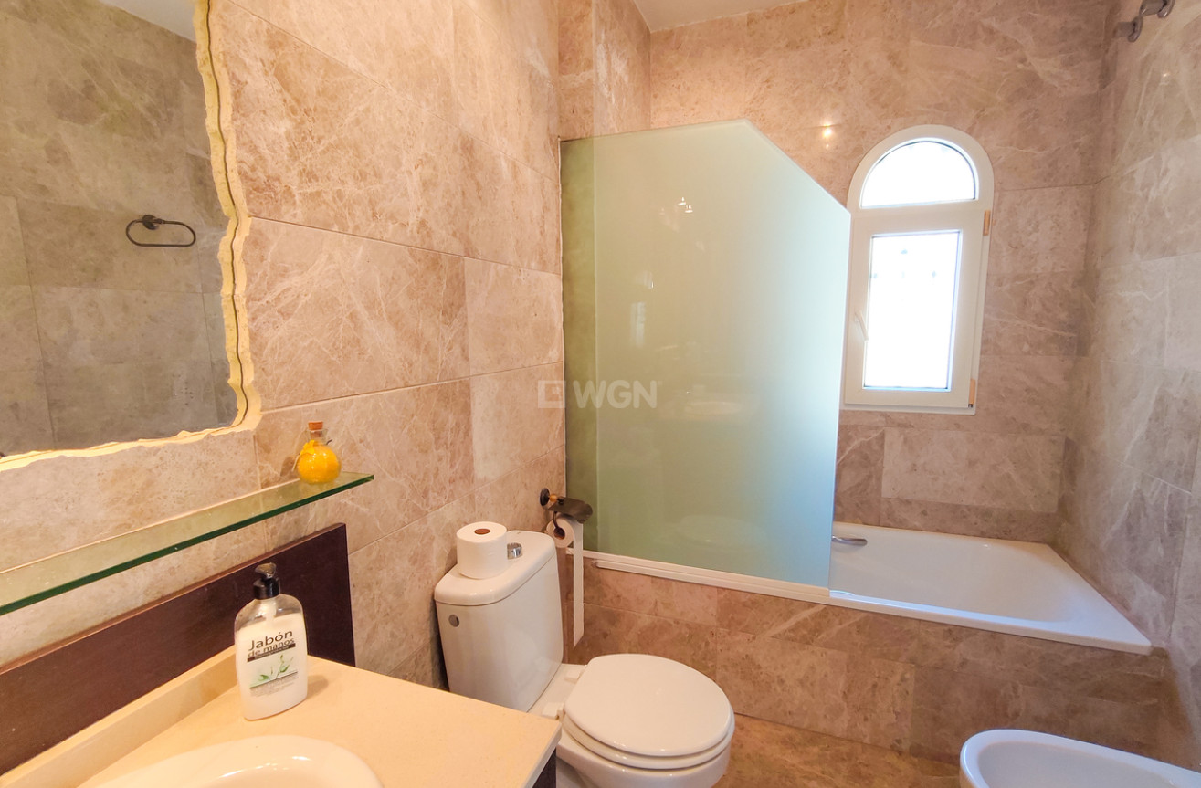 Resale - Villa - Villamartin - Costa Blanca