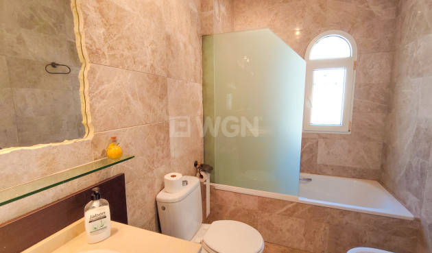 Resale - Villa - Villamartin - Costa Blanca