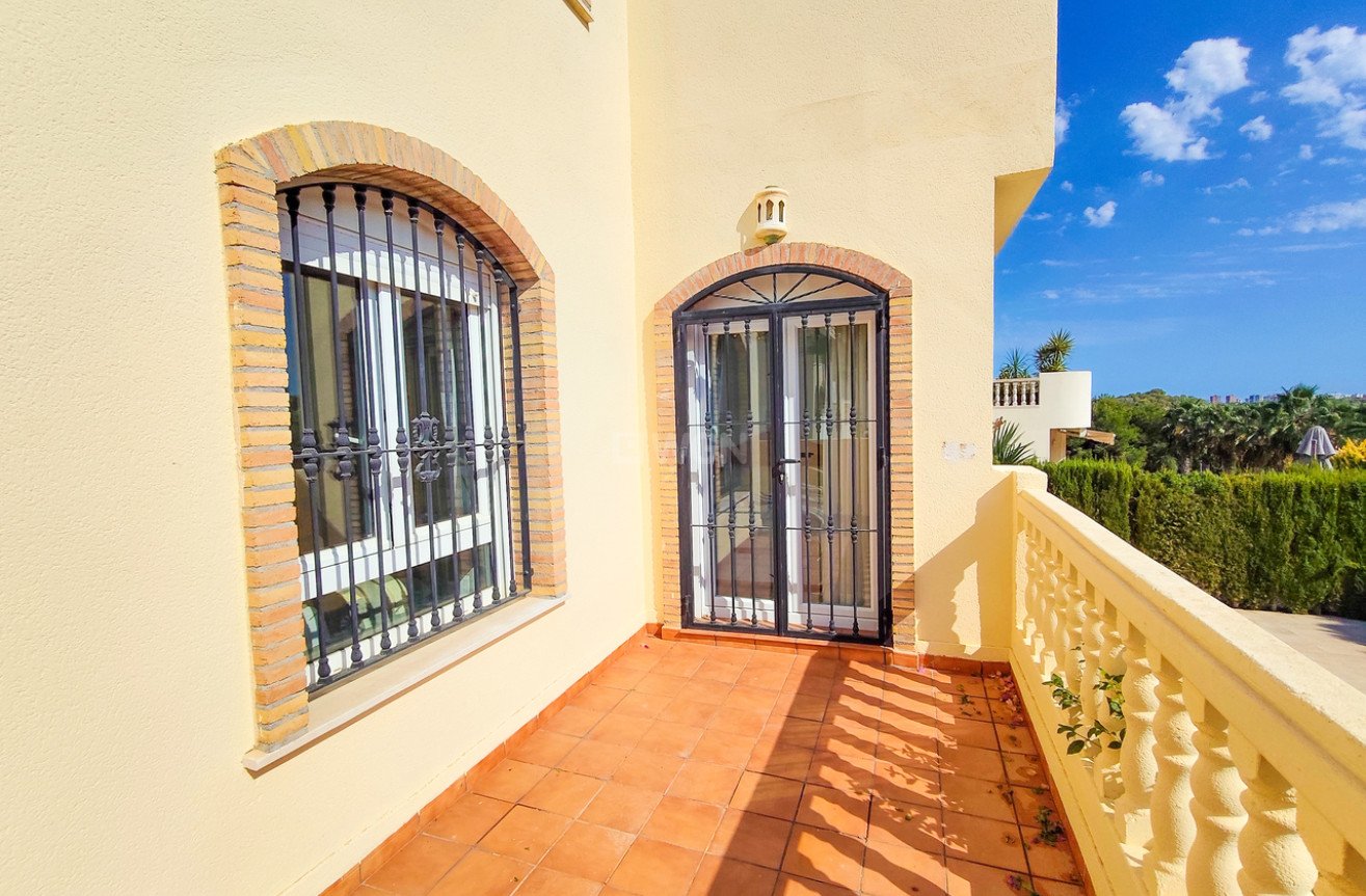 Resale - Villa - Villamartin - Costa Blanca