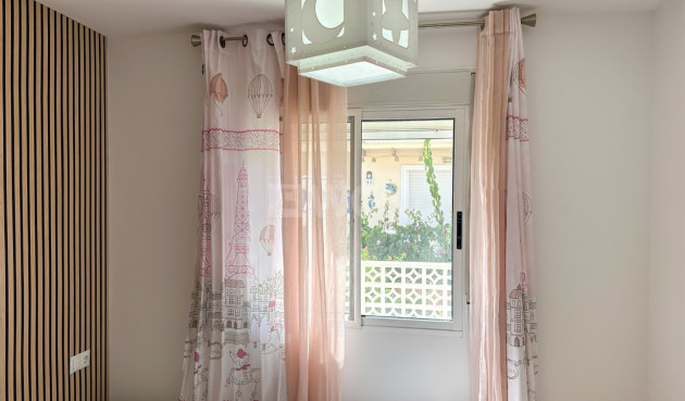 Resale - Villa - Villamartin - Costa Blanca