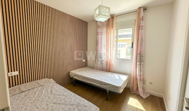 Resale - Villa - Villamartin - Costa Blanca