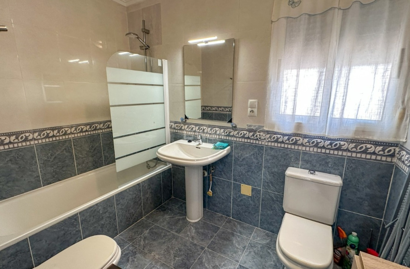 Resale - Villa - Villamartin - Costa Blanca