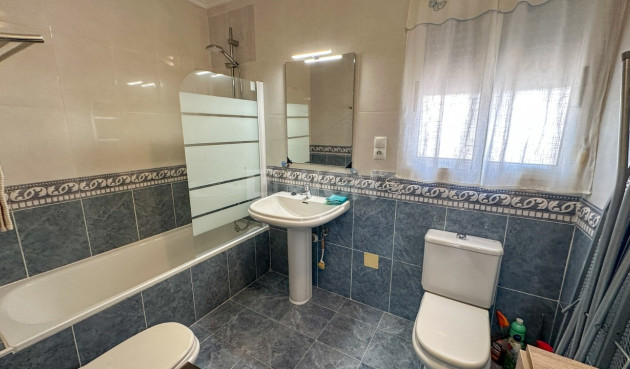 Resale - Villa - Villamartin - Costa Blanca