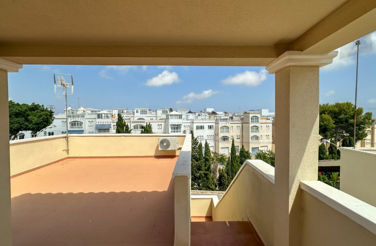 Resale - Villa - Villamartin - Costa Blanca
