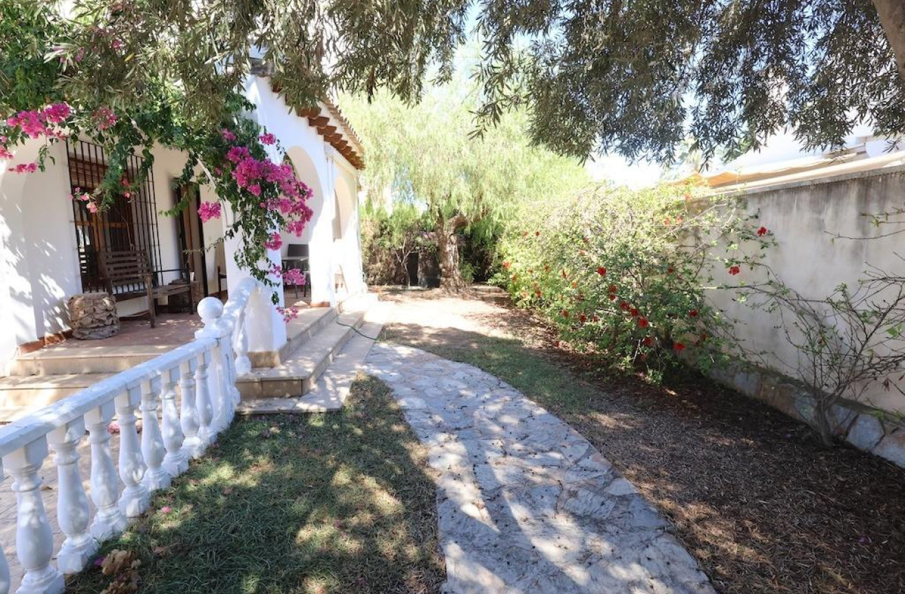 Odsprzedaż - Villa - Orihuela Costa - Costa Blanca