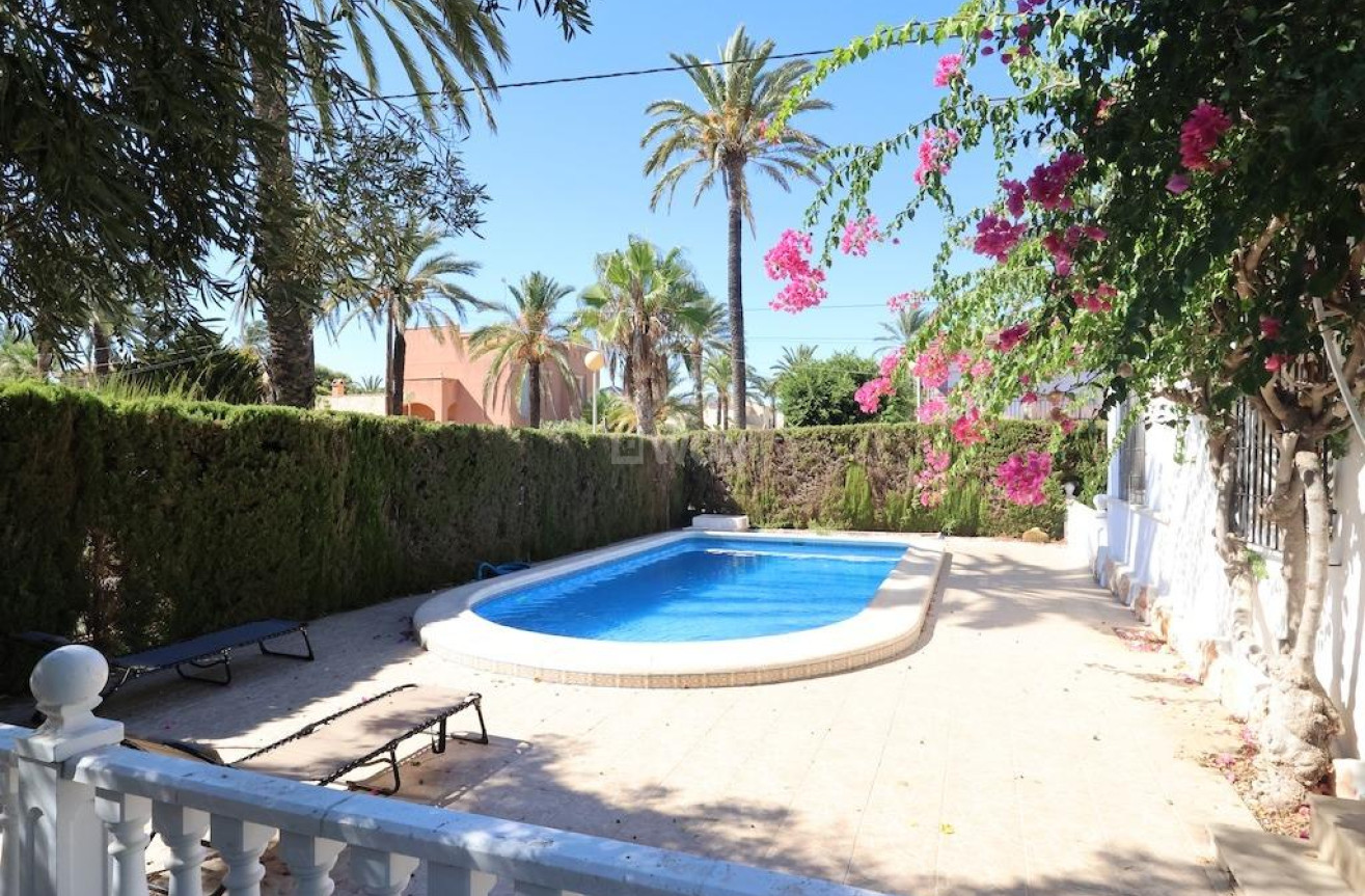 Odsprzedaż - Villa - Orihuela Costa - Costa Blanca