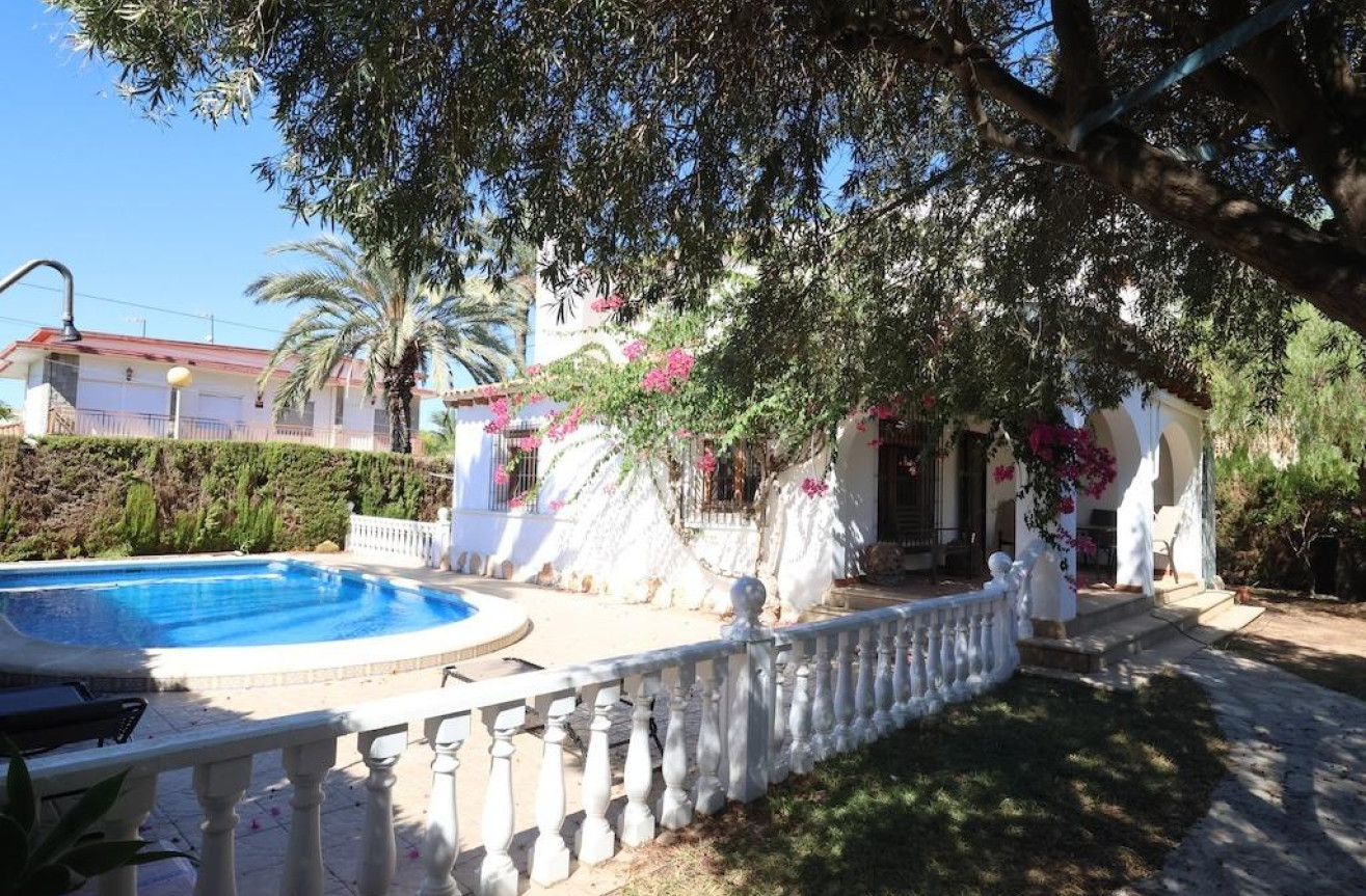 Odsprzedaż - Villa - Orihuela Costa - Costa Blanca
