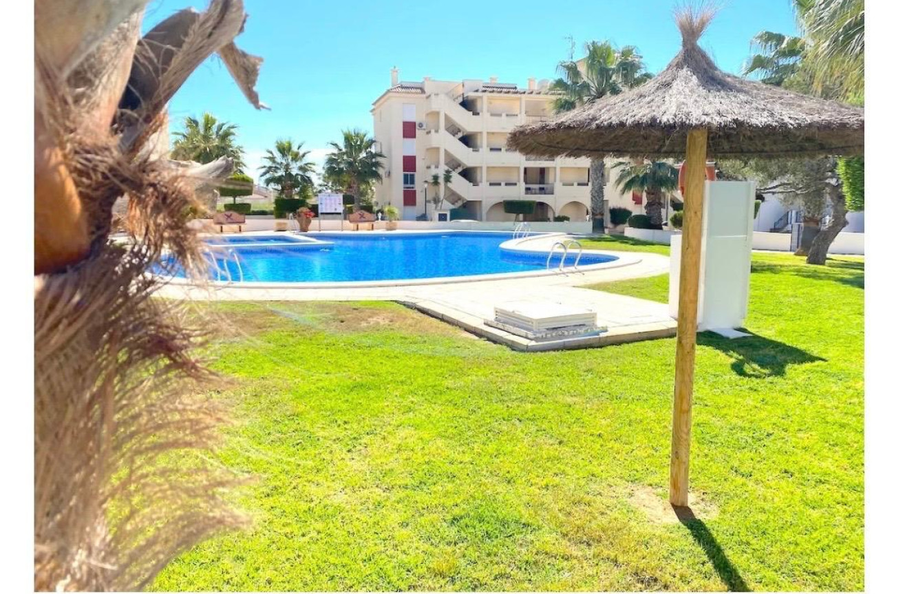 Resale - Apartment / flat - Playa Flamenca - Costa Blanca