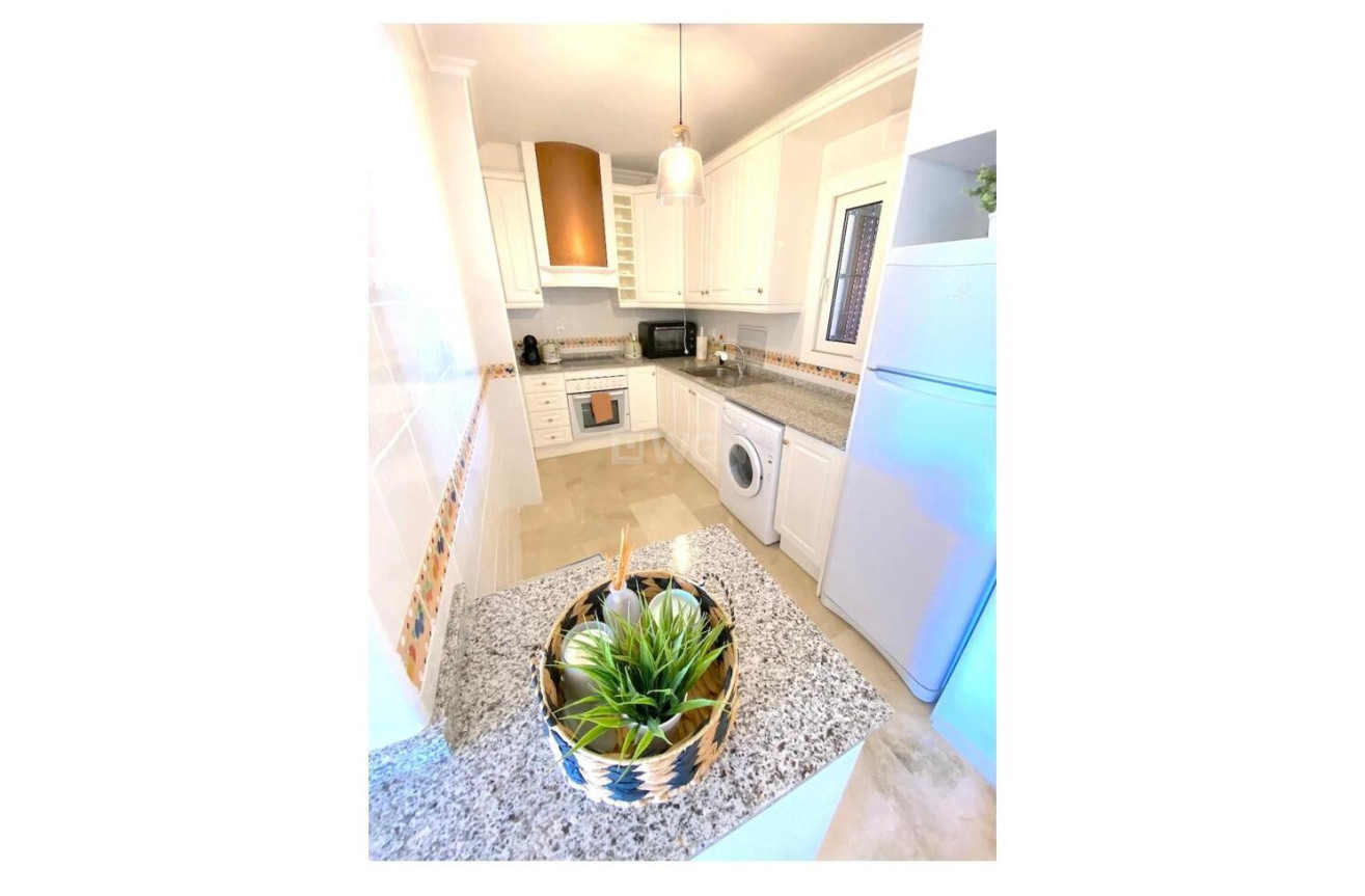 Resale - Apartment / flat - Playa Flamenca - Costa Blanca