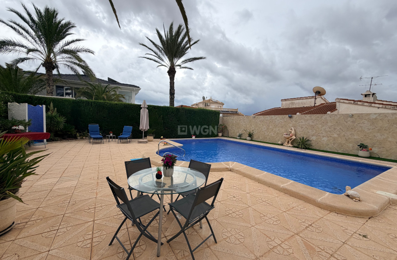 Odsprzedaż - Villa - Ciudad Quesada - Costa Blanca