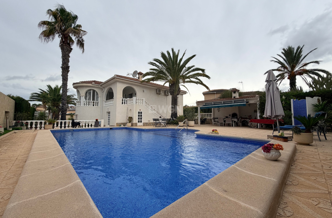 Odsprzedaż - Villa - Ciudad Quesada - Costa Blanca
