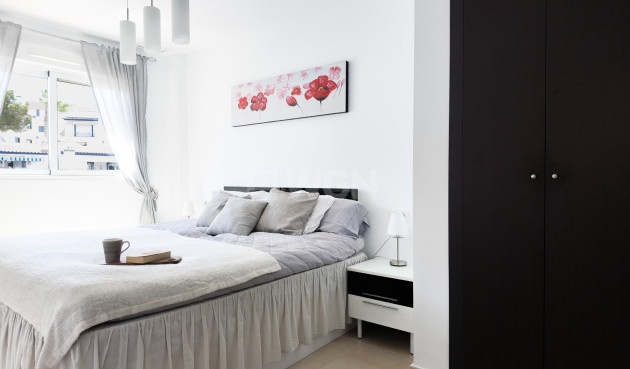 Wiederverkauf - Wohnung - Orihuela Costa - Costa Blanca