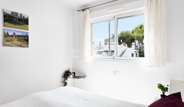 Wiederverkauf - Wohnung - Orihuela Costa - Costa Blanca
