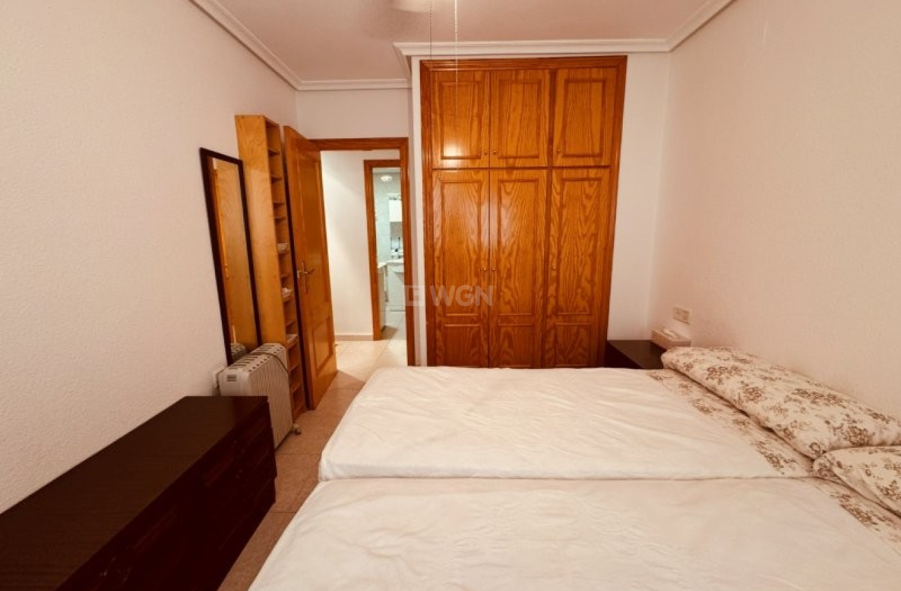 Resale - Apartment / flat - La Mata - Costa Blanca
