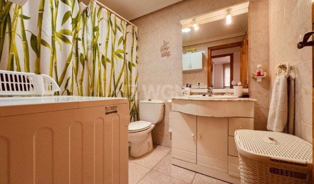 Resale - Apartment / flat - La Mata - Costa Blanca