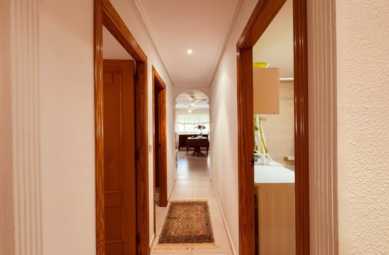 Resale - Apartment / flat - La Mata - Costa Blanca
