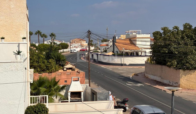 Odsprzedaż - Mieszkanie w bloku - Los Almendros (Orihuela-Costa) - Costa Blanca