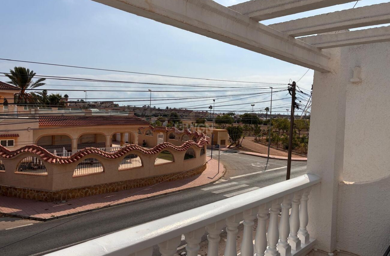 Odsprzedaż - Mieszkanie w bloku - Los Almendros (Orihuela-Costa) - Costa Blanca