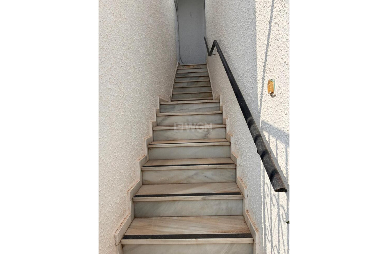 Odsprzedaż - Mieszkanie w bloku - Los Almendros (Orihuela-Costa) - Costa Blanca
