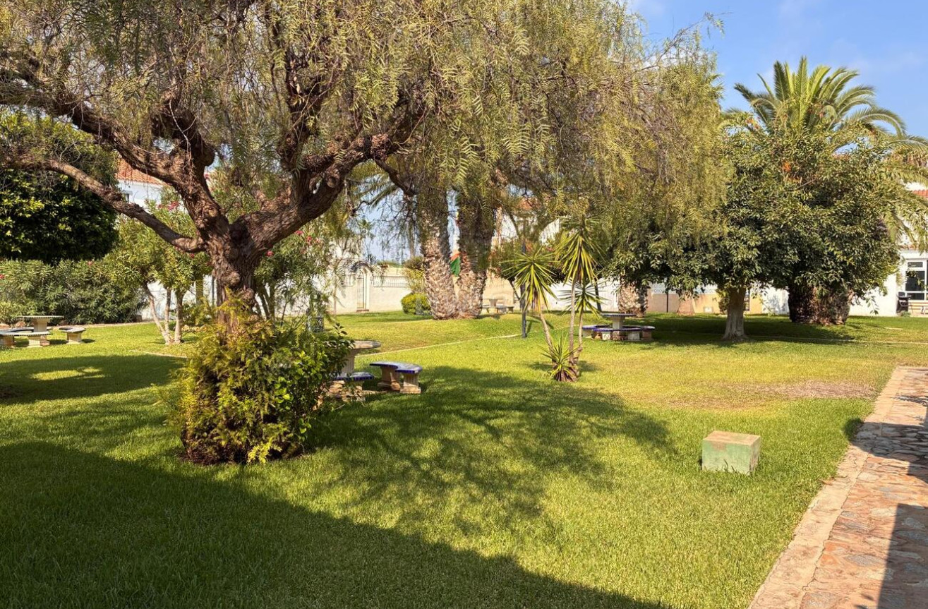 Odsprzedaż - Mieszkanie w bloku - Los Almendros (Orihuela-Costa) - Costa Blanca
