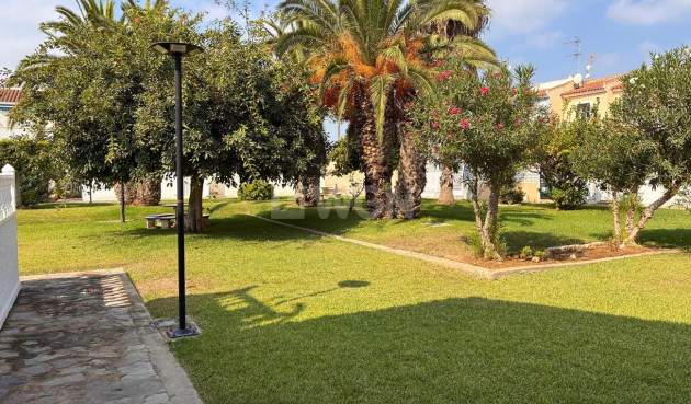 Odsprzedaż - Mieszkanie w bloku - Los Almendros (Orihuela-Costa) - Costa Blanca