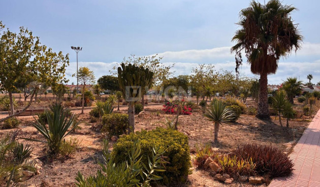 Odsprzedaż - Mieszkanie w bloku - Los Almendros (Orihuela-Costa) - Costa Blanca