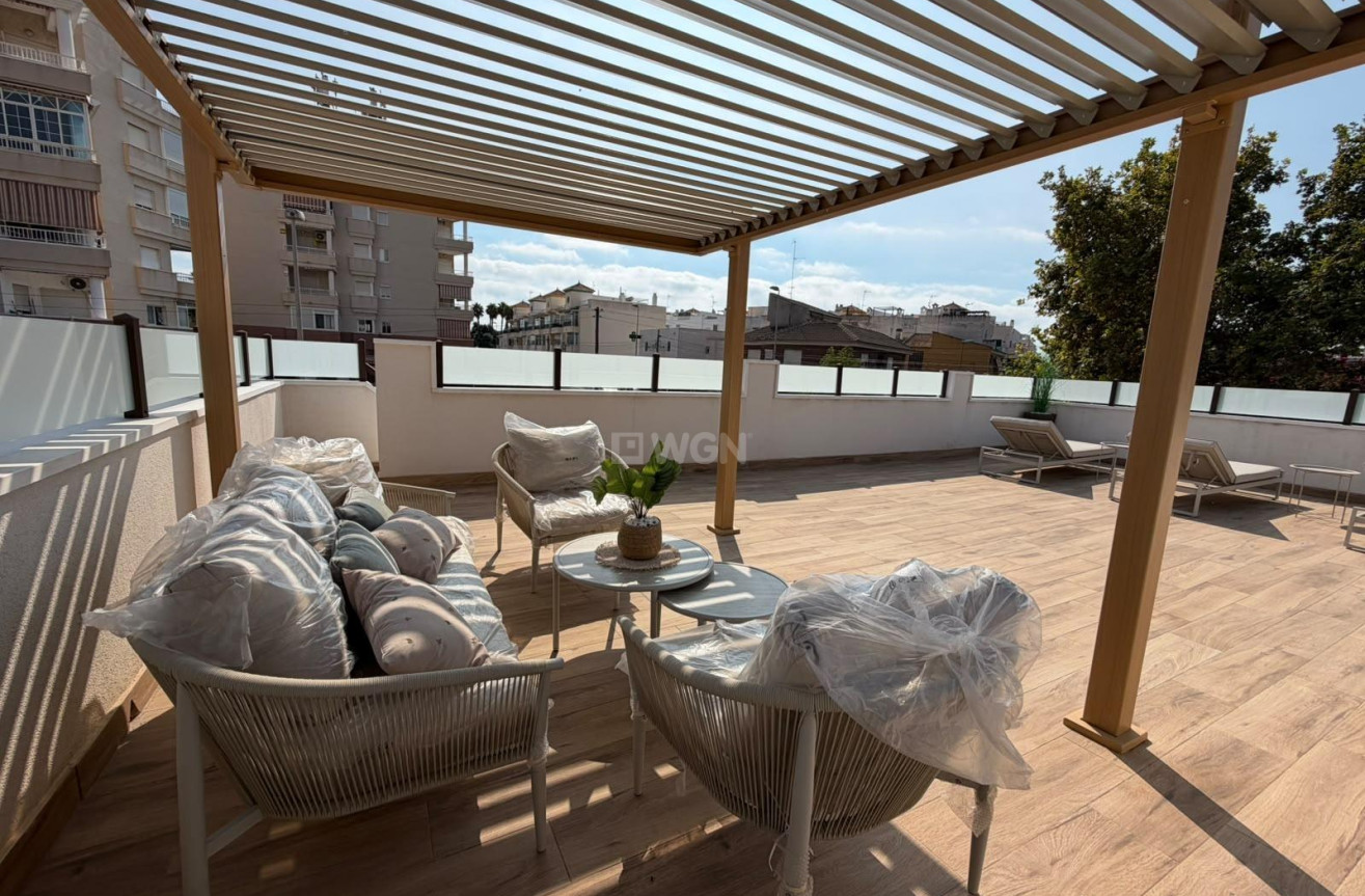 Reventa - Adosado - Torrevieja - Nueva Torrevieja